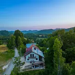 Mountain Escape House With Indoor Pool Vila