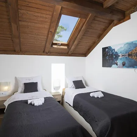 Villa Mountain Escape House With Indoor Pool
