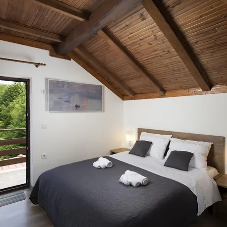 Mountain Escape House With Indoor Pool Fužine
