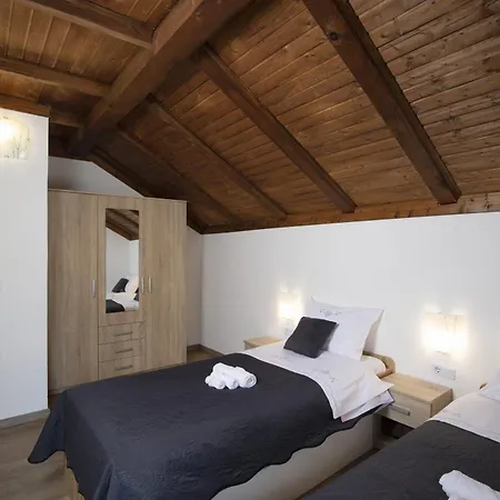 Villa Mountain Escape House With Indoor Pool Fužine