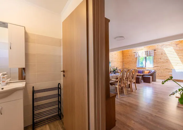 Mountain Escape House With Indoor Pool * 弗济内